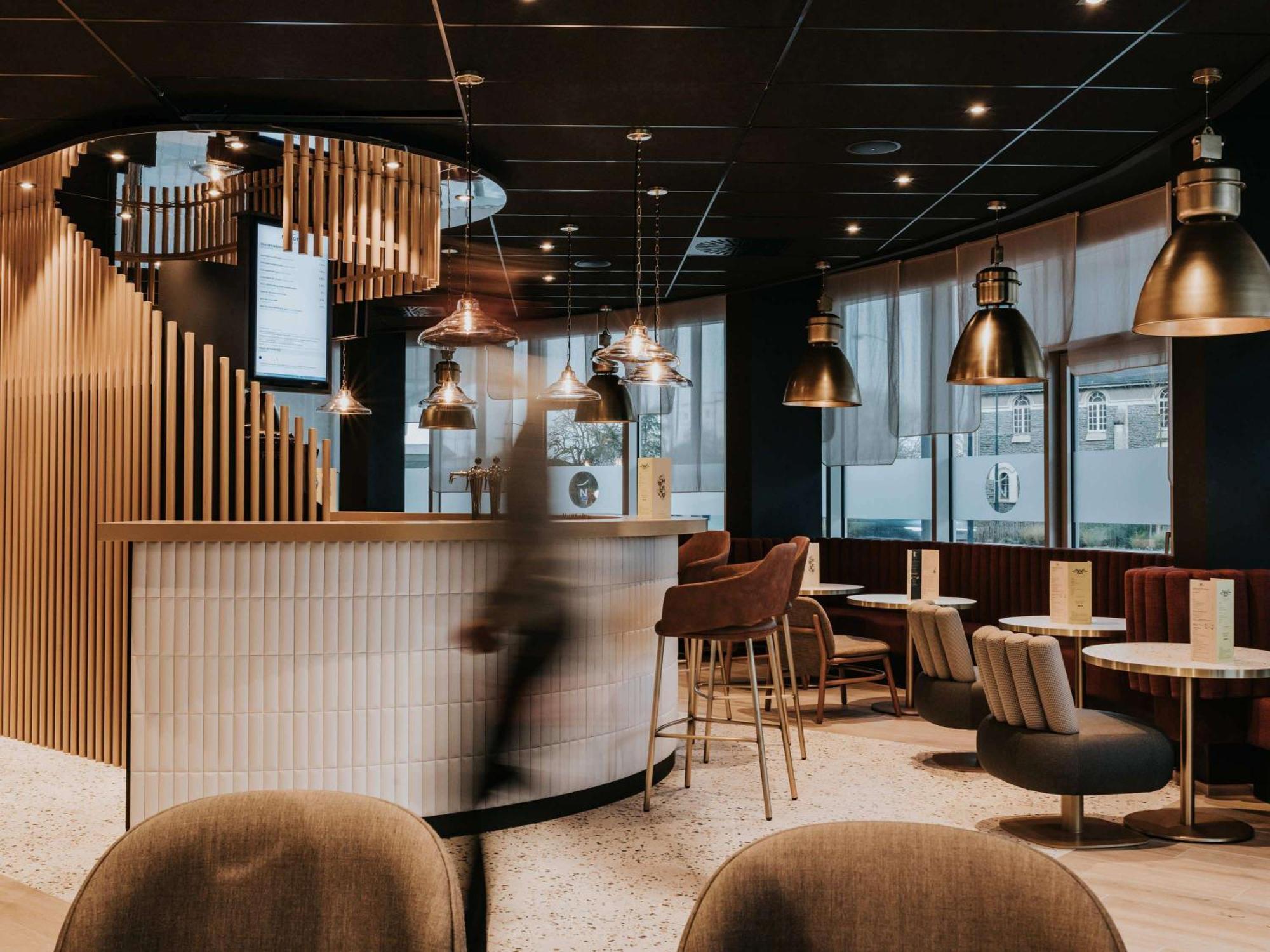 Novotel Angers Centre Gare Екстер'єр фото