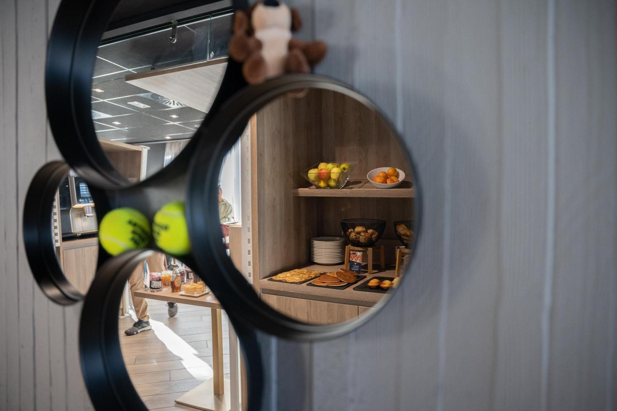 Novotel Angers Centre Gare Екстер'єр фото