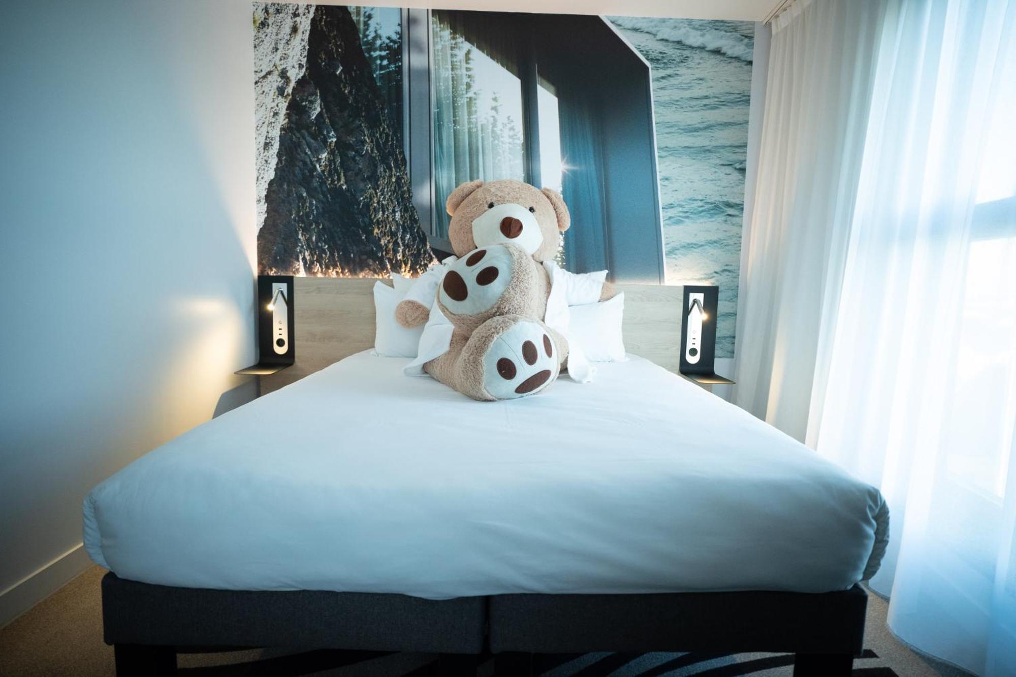 Novotel Angers Centre Gare Екстер'єр фото