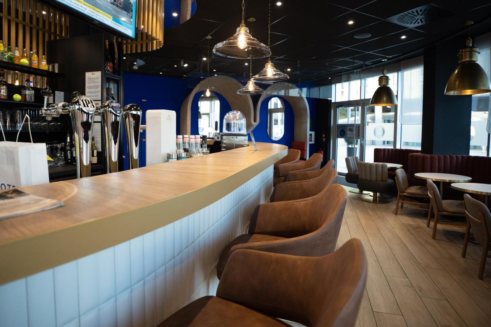 Novotel Angers Centre Gare Екстер'єр фото