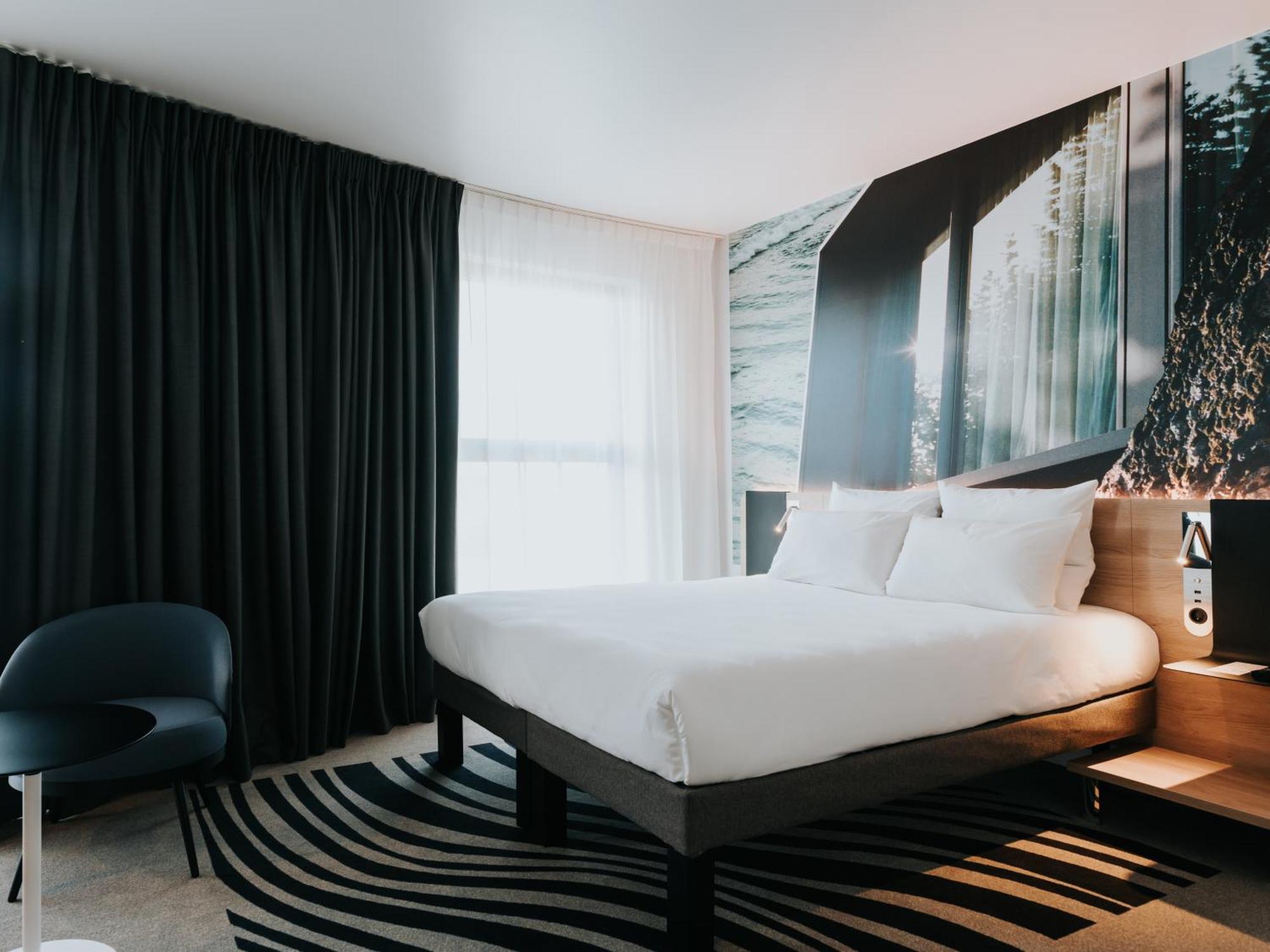 Novotel Angers Centre Gare Екстер'єр фото