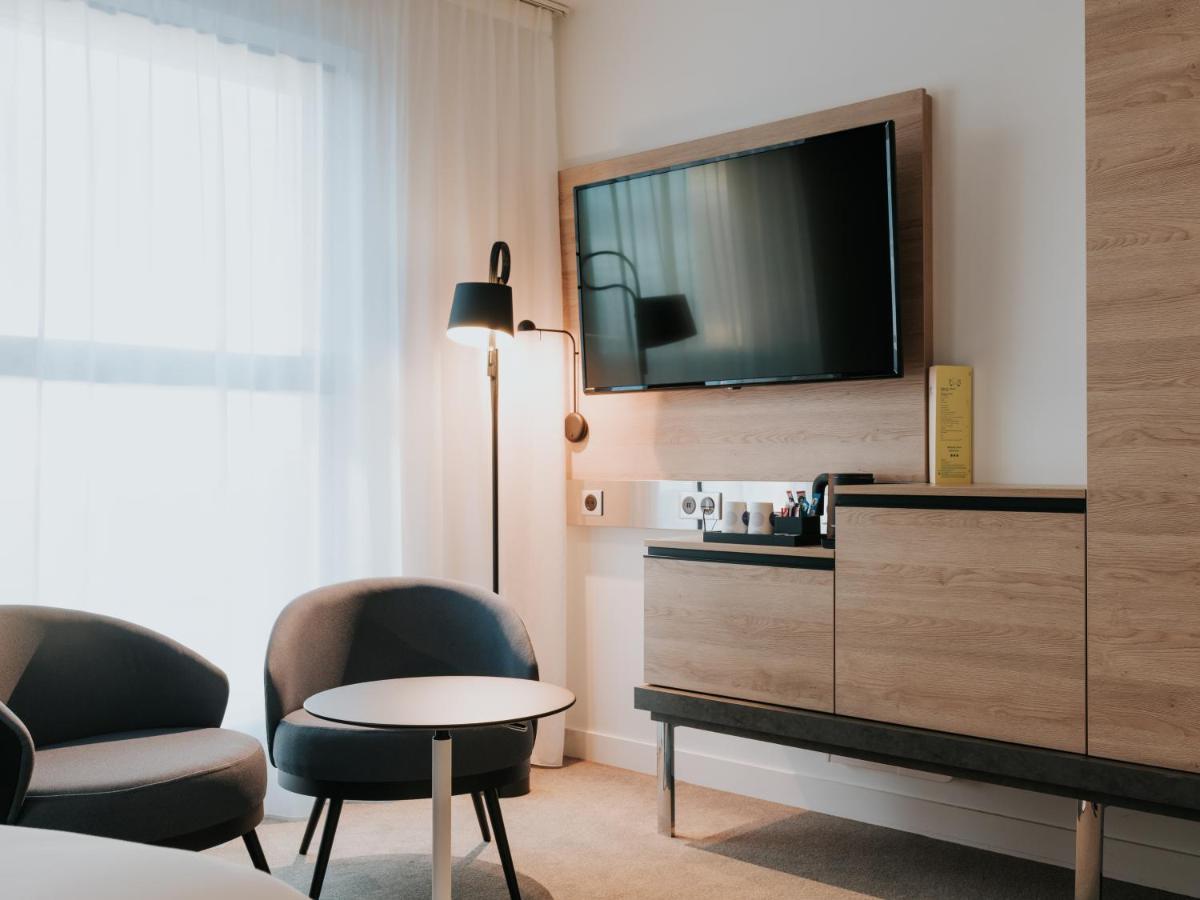 Novotel Angers Centre Gare Екстер'єр фото