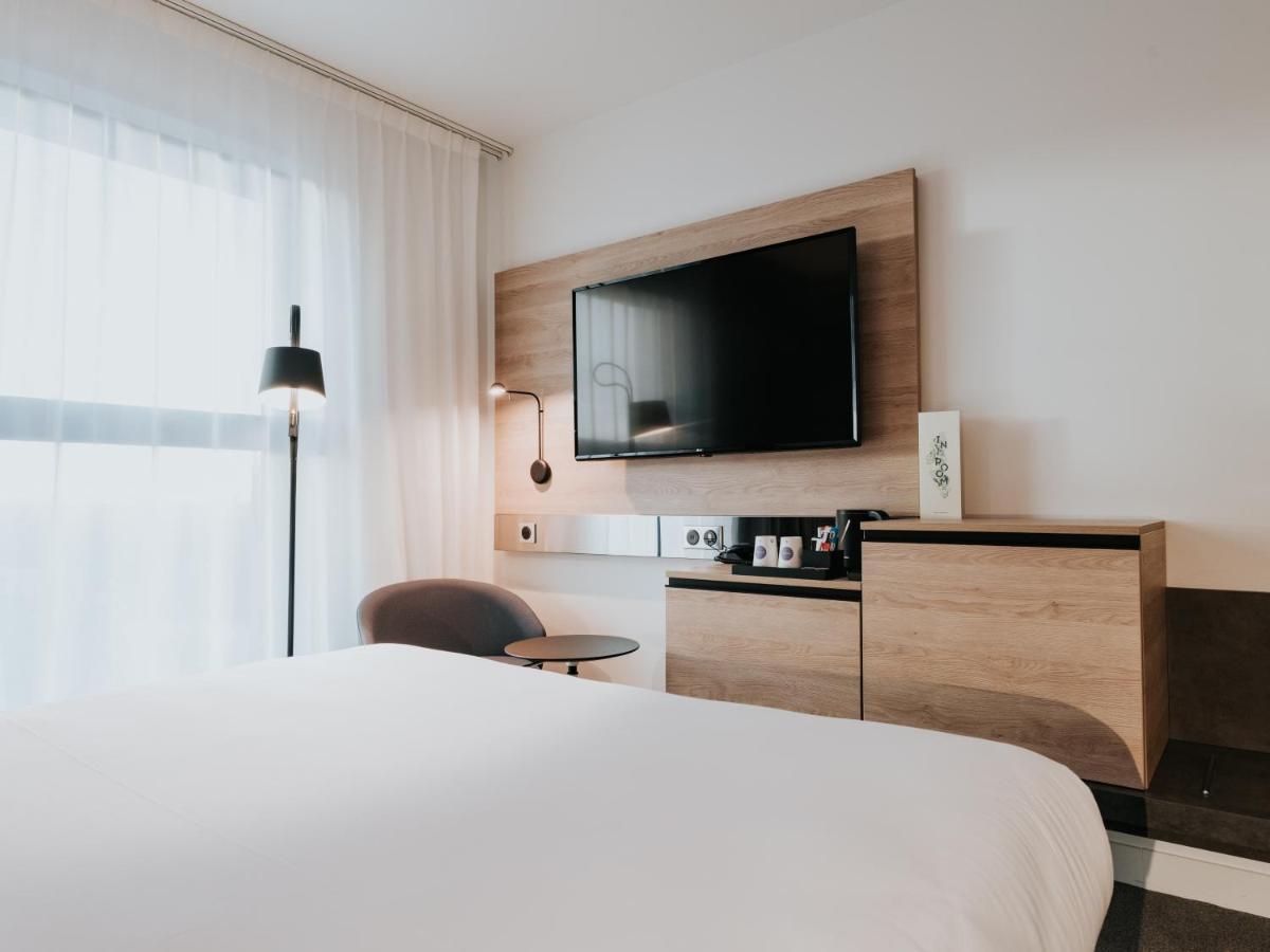 Novotel Angers Centre Gare Екстер'єр фото